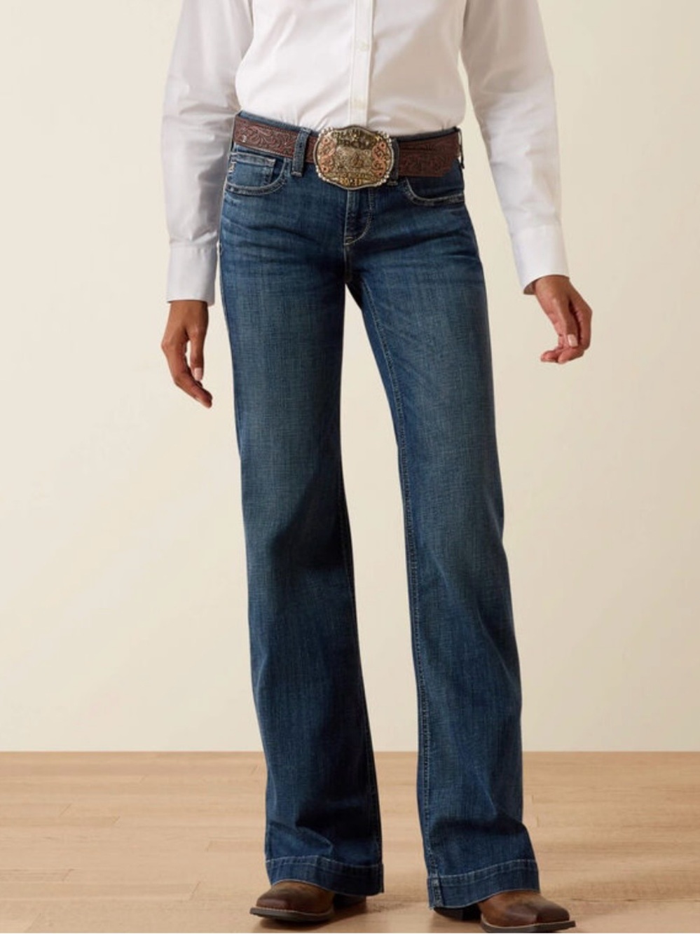 NWOT Womens Perfect Rise Lelani Trouser Jeans